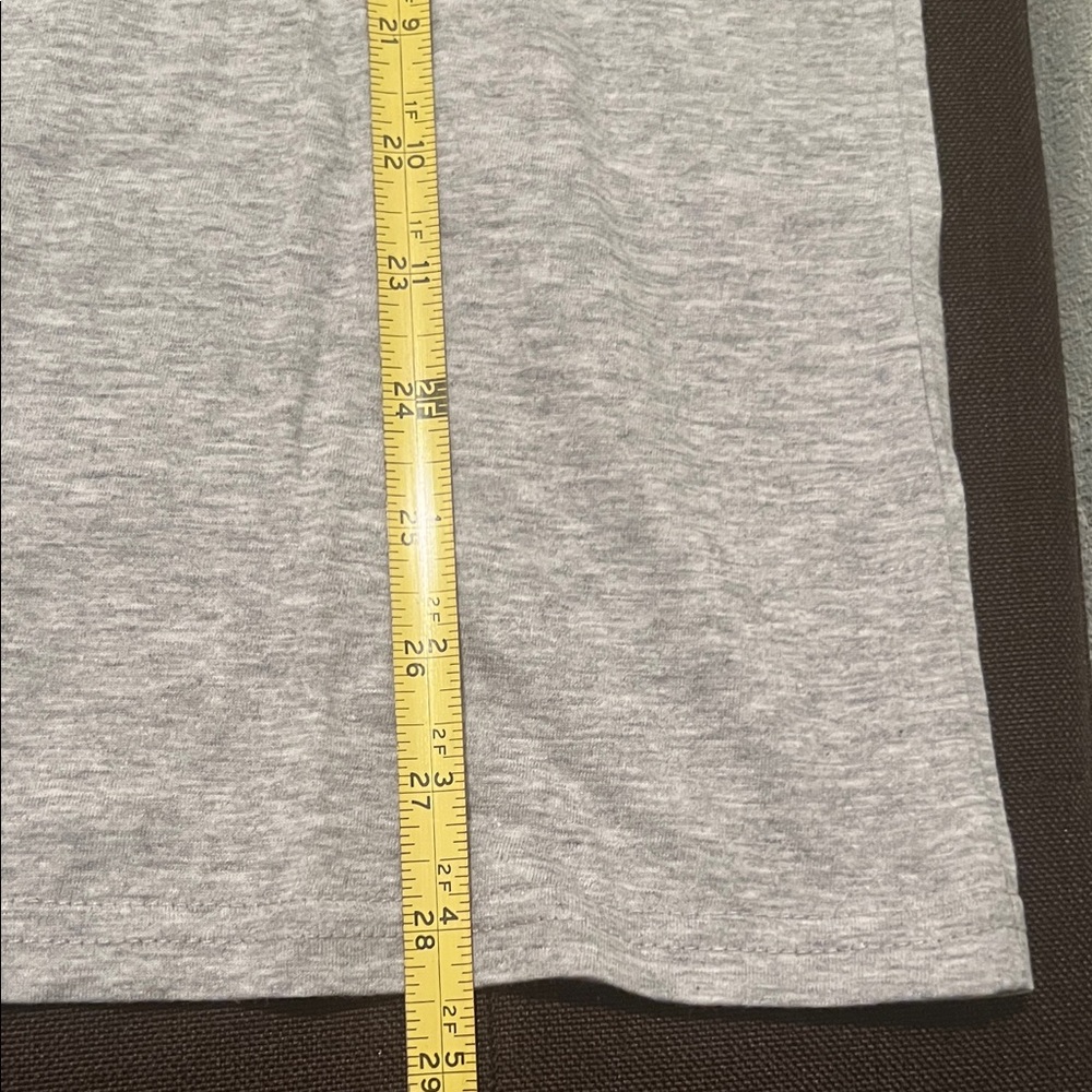 # 0662** Unisex Gray Sleeveless Graphic AVFTWH Workout Shirt - Picture 5 of 15